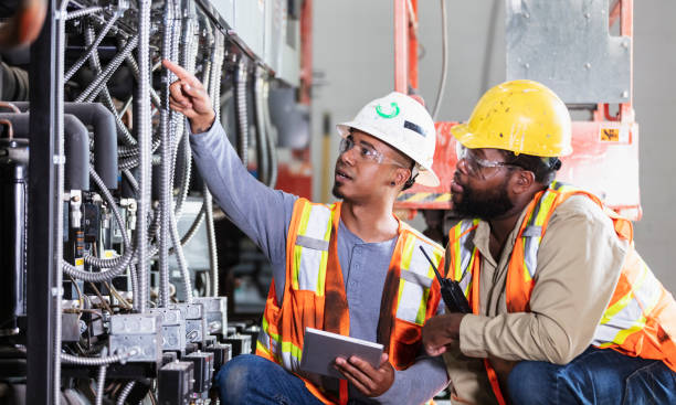 Best Affordable Emergency Electrician  in Girard, KS